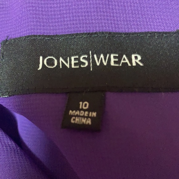 Jones Wear Skirt - Picture 2 of 5